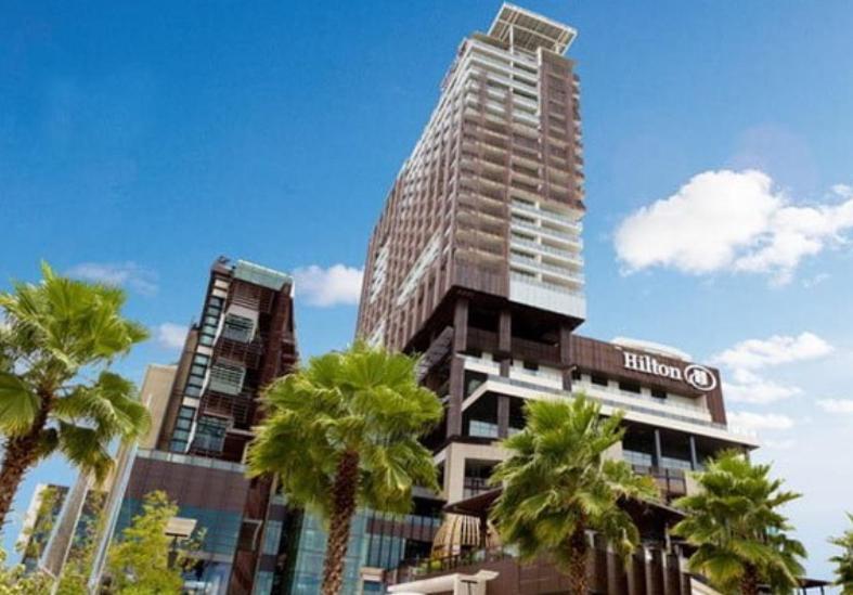 Base Long Balcony King-bed With Infinity Pool & Free Netflix! Pattaya