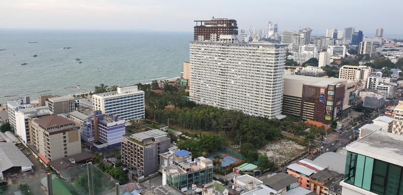 Apartment Base Long Balcony King-bed With Infinity Pool & Free Netflix! *